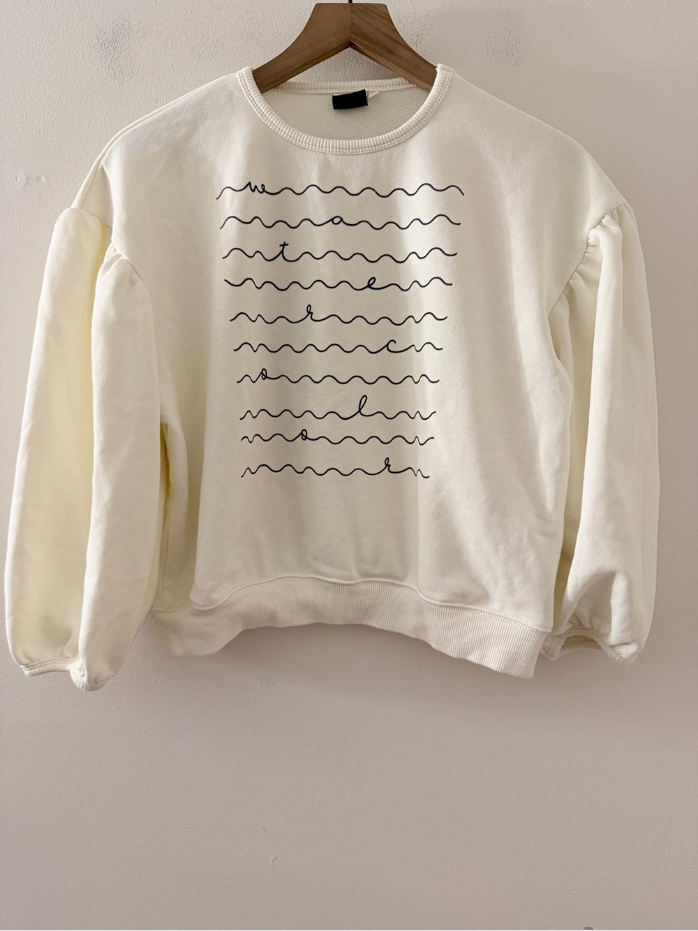 Boat House Apparel cream watercolor spellout Sweatshirt puff sleeve M